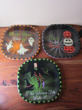 Kane Halloween 8-inch Melamine Appetizer Plates - set of 3 (W6541)